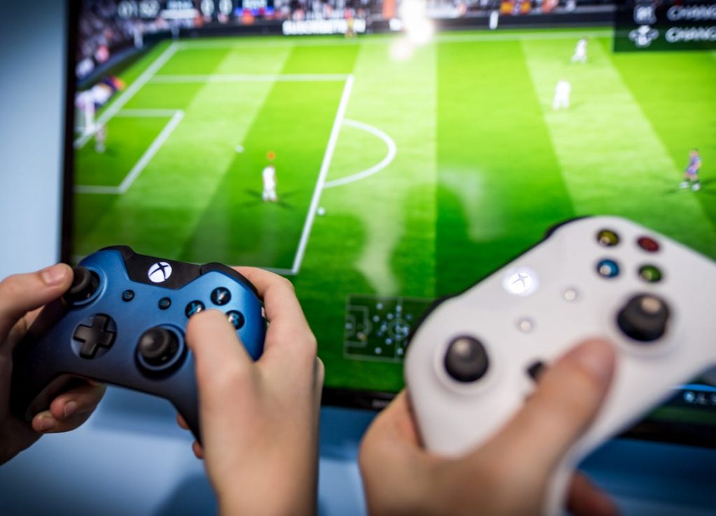 This image has an empty alt attribute; its file name is Xbox-1-Console-Hire-1024x737.jpg